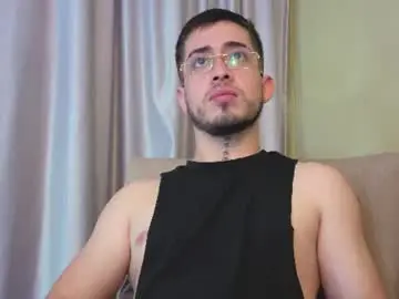 Chaturbate Nude Webcam of tommas_johnson