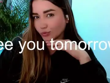 Chaturbate Live Sex Cam of lucia_star_
