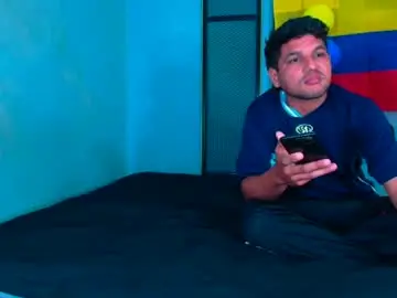 Chaturbate Free Live Porn of hornyshow1