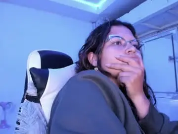 Chaturbate Sex Cam of ladybrown_16