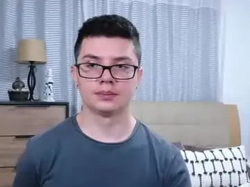 Chaturbate Free Live Porn of kevinhunts