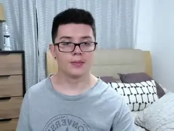 Chaturbate Free Porn Cam of kevinhunts