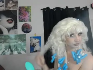 Chaturbate Live Sex Cam of viperthedoll
