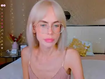 Chaturbate Free Live Porn of bellatip