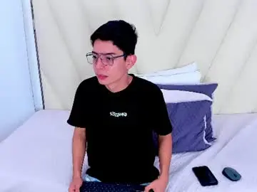 Chaturbate Best live sex cam show of ethan12_