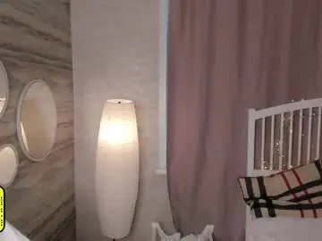 Chaturbate Watch Live Sex Cams of synne_glows