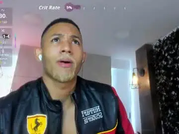 Chaturbate Live Sex Cam of bento_fox