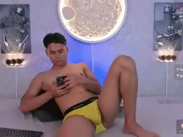 Chaturbate Adult Webcam of perfectskinny_latinmen_07