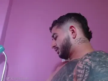 Chaturbate Free Live Porn of king_falconer