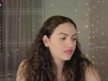 Chaturbate Free Porn Cam of lilyrose1_