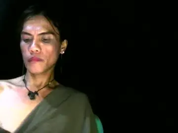 Chaturbate Live Sex Cam of lovely_manificent4u