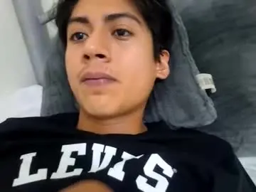 Chaturbate Sex Chat of penelatinoh