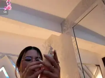 Chaturbate Best live sex cam show of annyhathaway