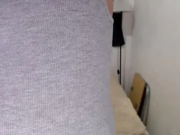 Chaturbate Live Sex Cam of blackbarbiesavanna_23