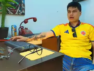 Chaturbate Adult Webcam of aquilestaylor