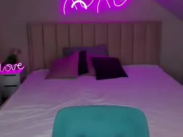 Chaturbate Watch Live Sex Cams of miaa_hill