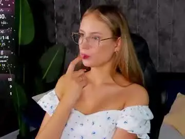 Chaturbate Best live sex cam show of miaa_hill