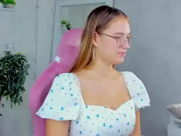Chaturbate Free Porn Cam of miaa_hill