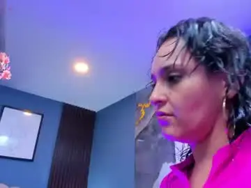 Chaturbate Live Sex of leticia__lyn