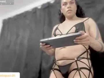 Chaturbate Live Sex Cam of ariana_rodriguez_
