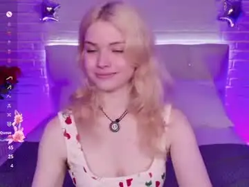 Chaturbate Watch Live Sex Cams of chloewells