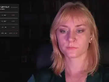 Chaturbate Watch Live Sex Cams of retromarie