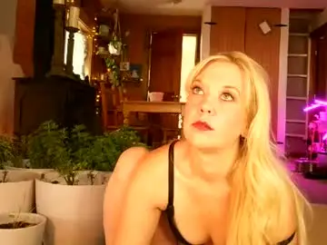 Chaturbate Watch Live Sex Cams of sasha_love__