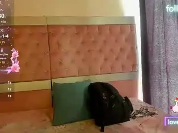 Chaturbate Best live sex cam show of sweet_emmili