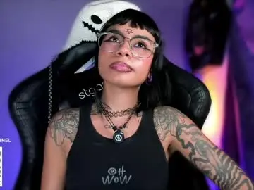 Chaturbate Adult Webcam of ghostlydolll