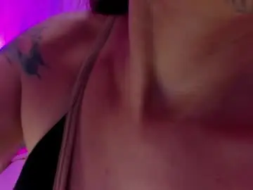Chaturbate Watch Live Sex Cams of ginger_violetta