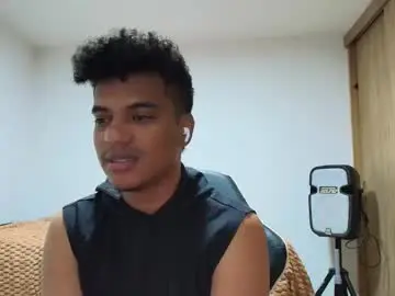 Chaturbate Adult Video Chat of esteban_lu