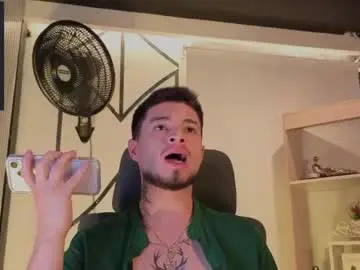 Chaturbate Nude Webcam of edwardross_