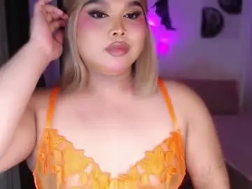 Chaturbate Live Sex Cam of ellise_husson