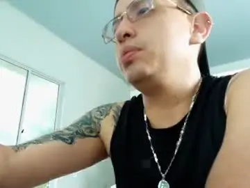 Chaturbate Live Sex Cam of gleen__
