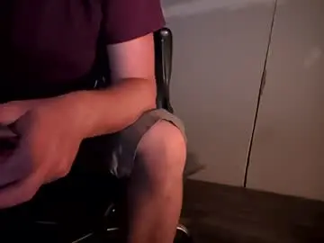 Chaturbate Live Porn of mjmckenz55