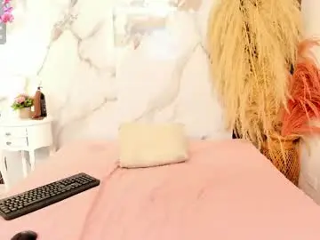 Chaturbate Free Porn Cam of dulcemia25