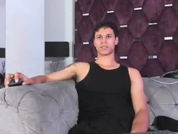 Chaturbate Nude Webcam of tonybenedetti