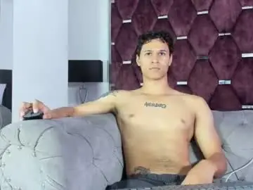 Chaturbate Sex Chat of tonybenedetti
