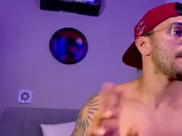 Chaturbate Free Porn Cam of tony_muscle1