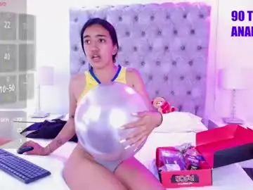 Chaturbate Live Porn of zoe_m00n