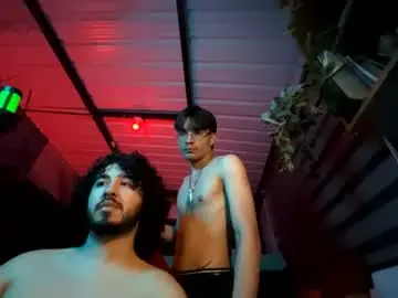 Chaturbate Free Porn Cam of artorias_4
