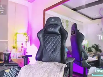 Chaturbate Best live sex cam show of mia_rousse25