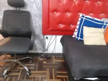 Chaturbate Best live sex cam show of linda_milf__