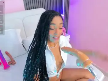 Chaturbate Nude Webcam of clawdeen__wolf