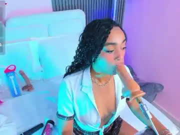 Chaturbate Adult Webcam of clawdeen__wolf