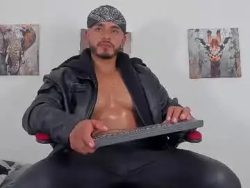 Chaturbate Live Porn of magnusclark