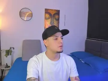Chaturbate Live Sex Cam of kendel_dimitri