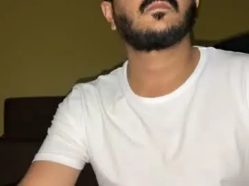 Chaturbate Watch Live Sex Cams of bighandsomesatisfy