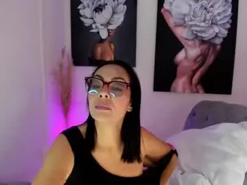 Chaturbate Free Live Porn of miapins