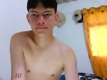 Chaturbate Live Sex Cam of herrerabuitragroedwin